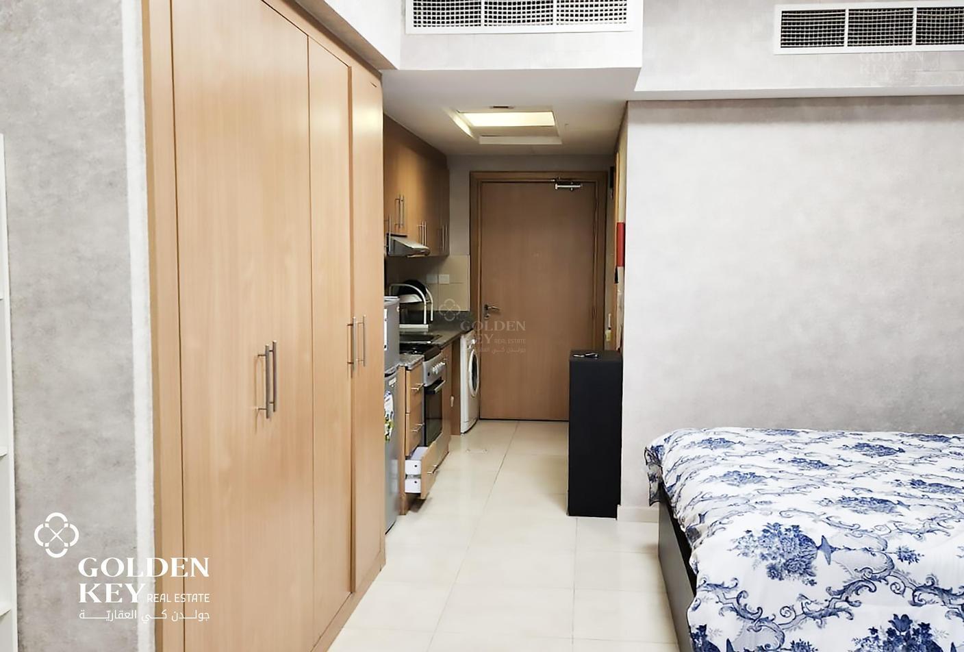 Stunning Studio ✅ Sale in Fox Hills ✅ Balcony