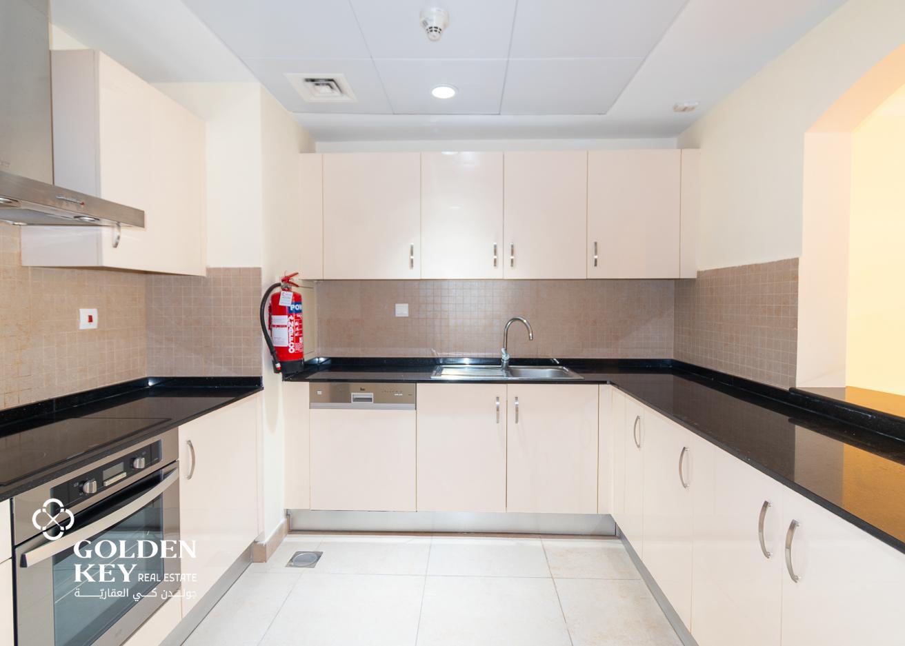 Fully Furnished 1Br |Large Layout | Marina View
