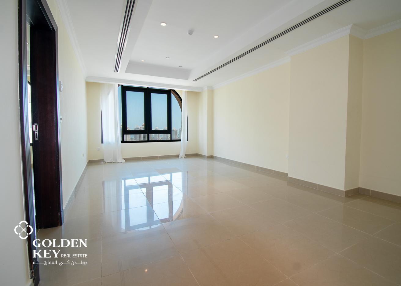Spacious 1BR ✅ Semi Furnished ✅  Porto Arabia