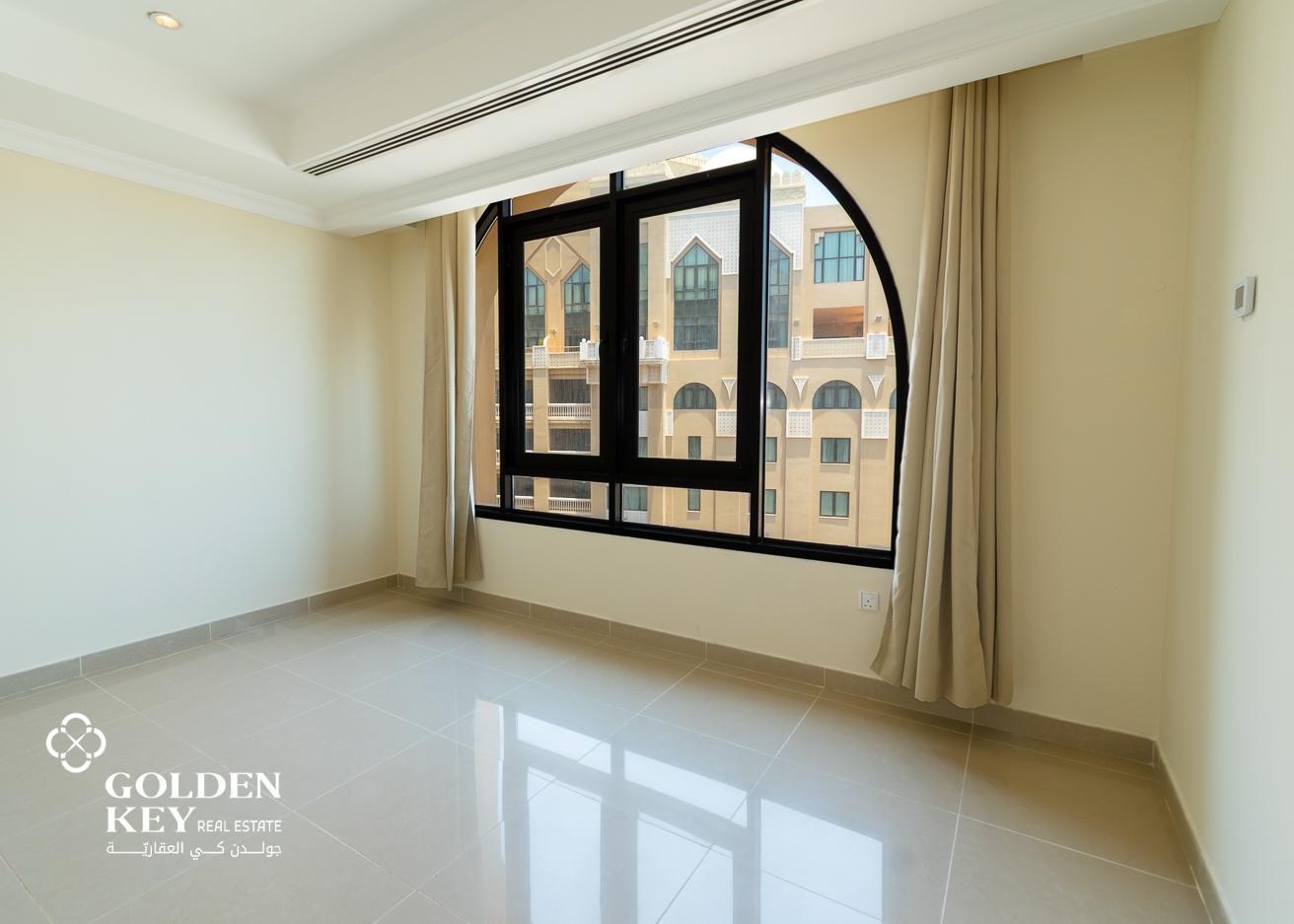 Spacious 1BR ✅ Semi Furnished ✅  Porto Arabia