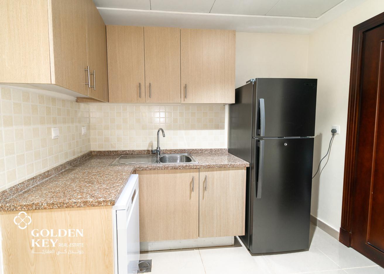Spacious 1BR ✅ Semi Furnished ✅  Porto Arabia