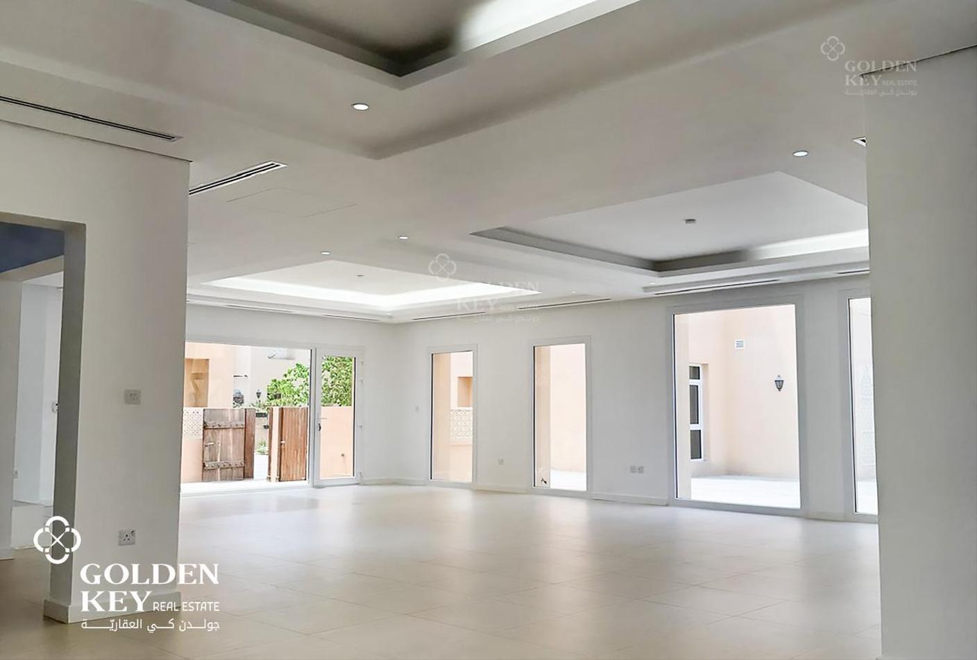 4 Bedroom+Maids+Office| SF| West Bay Lagoon|