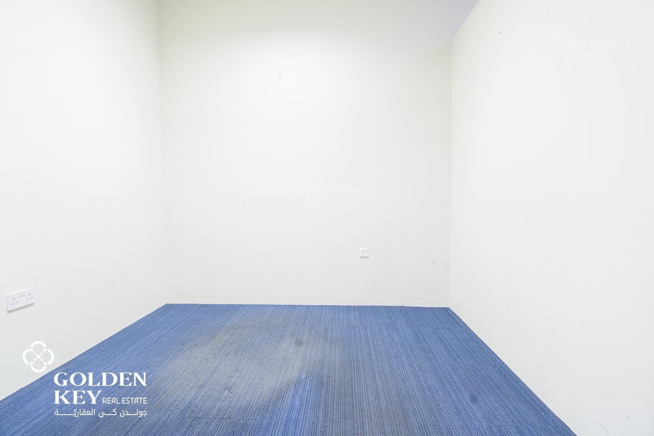 Exclusive Office space ✅ 201 SQM ✅ AL Muntazah - Office in Hiteen Street