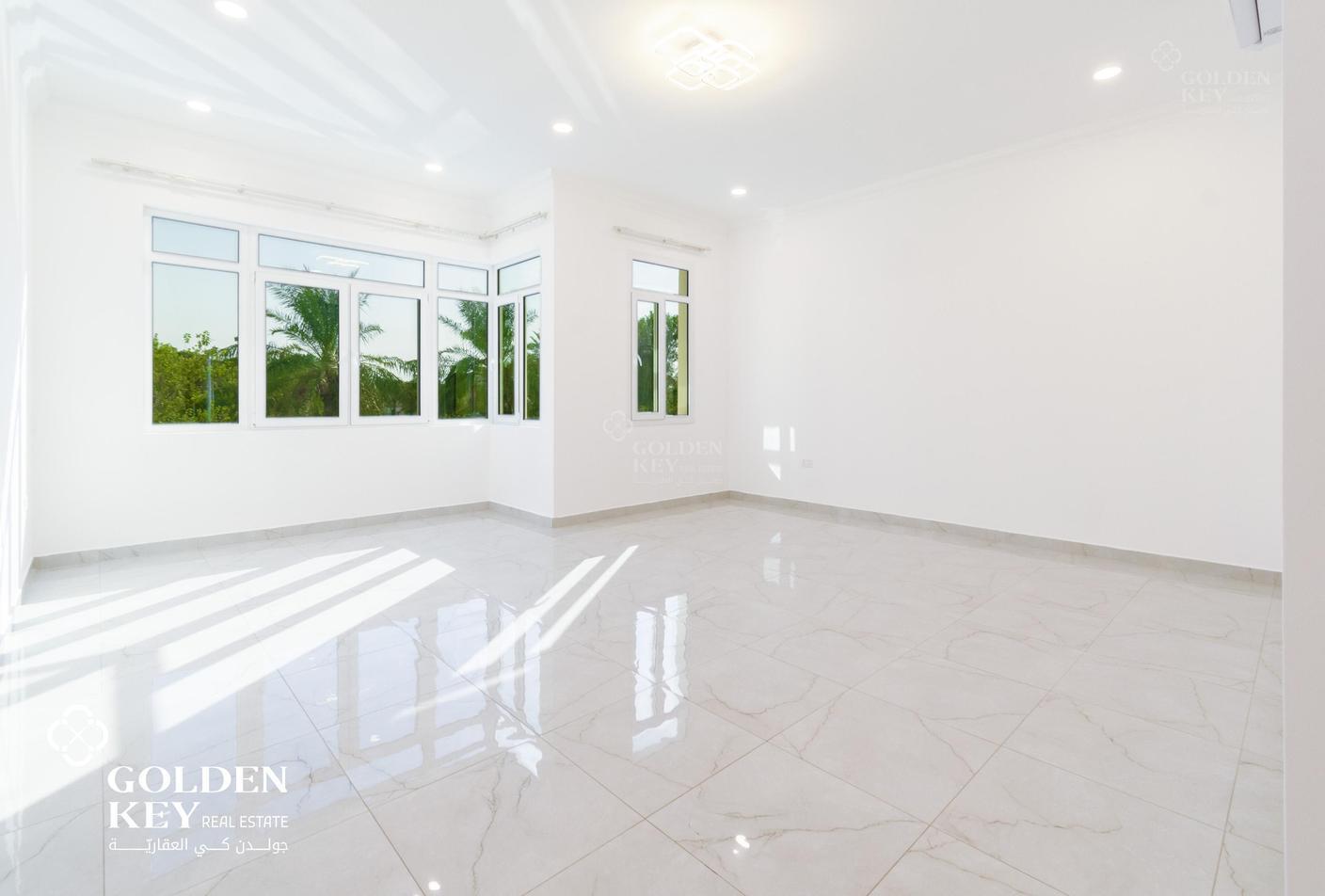 Exquisite  luxury 5-Bedroom Villa    Private Pool