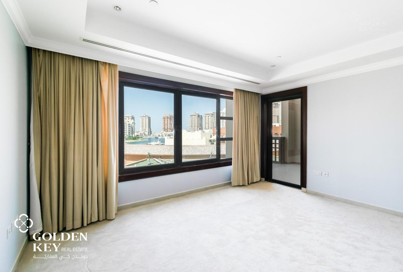 Marina View | Offer Price |Balcony |Large Layout - Townhouse in Porto Arabia