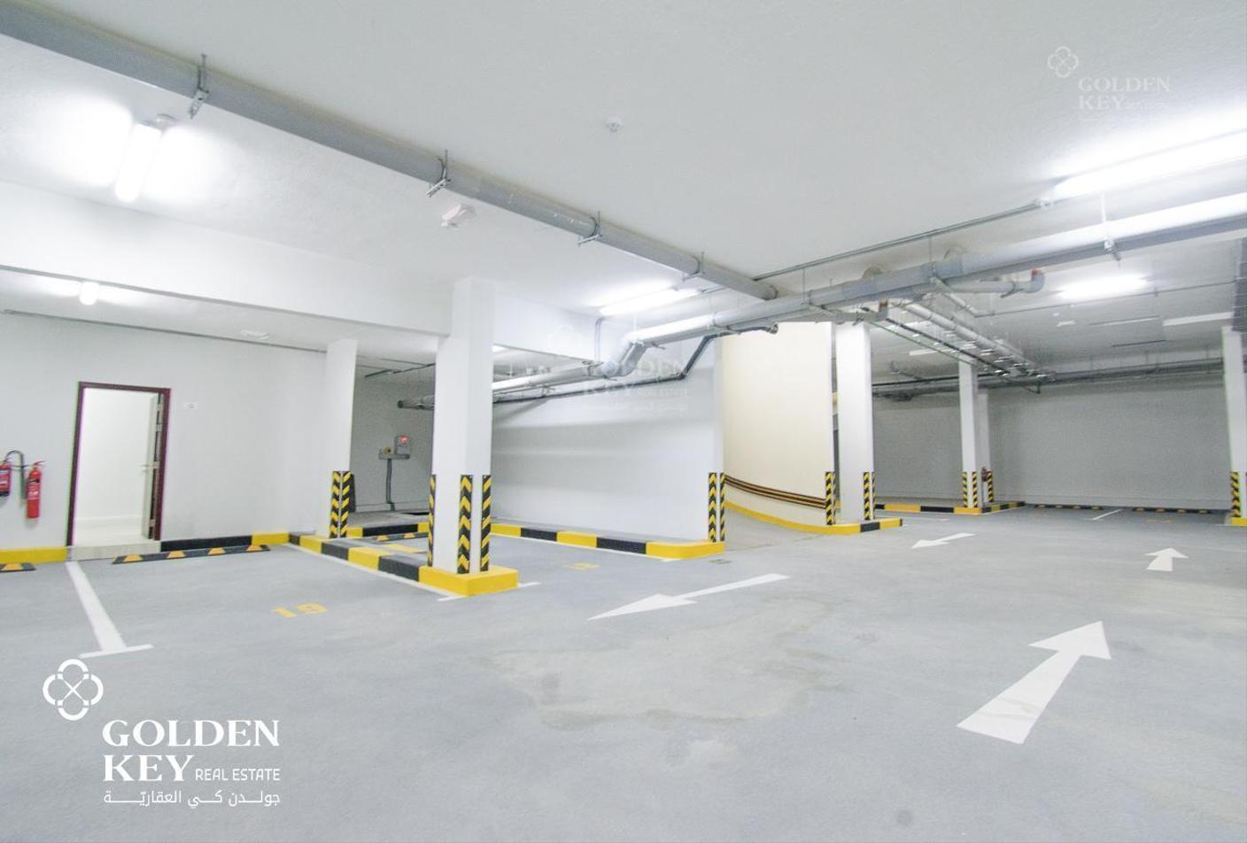 200 SQM Commercial space for rent |Prime Location - Shop in Al Duhail South