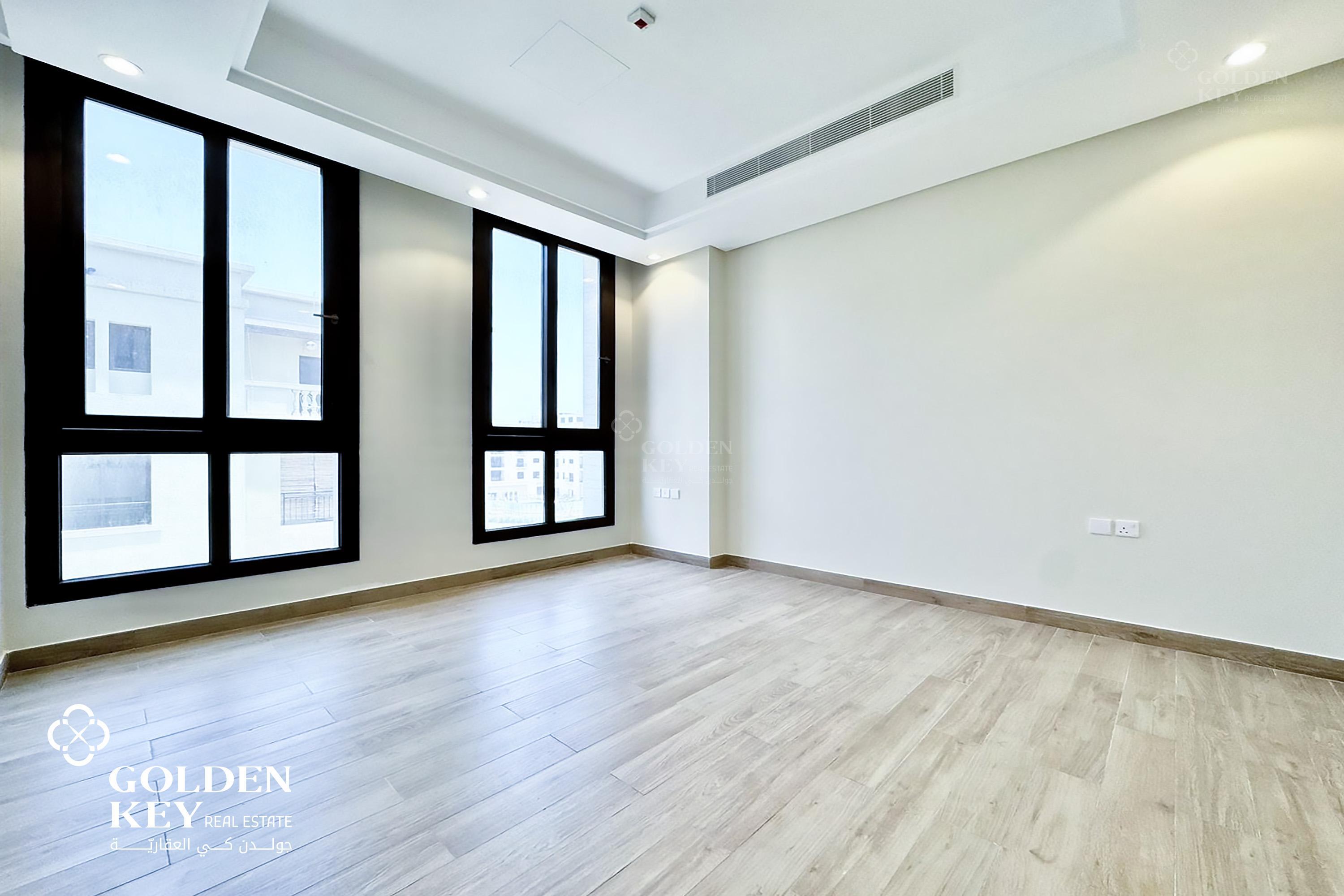 Large Layout ✅ Great Finishing | Fox Hills