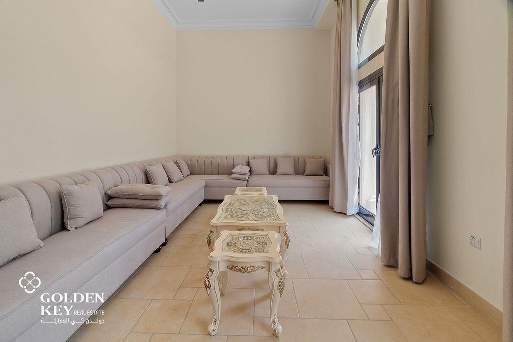 Elegant 4BR + Maid | Balcony Views | The Pearl