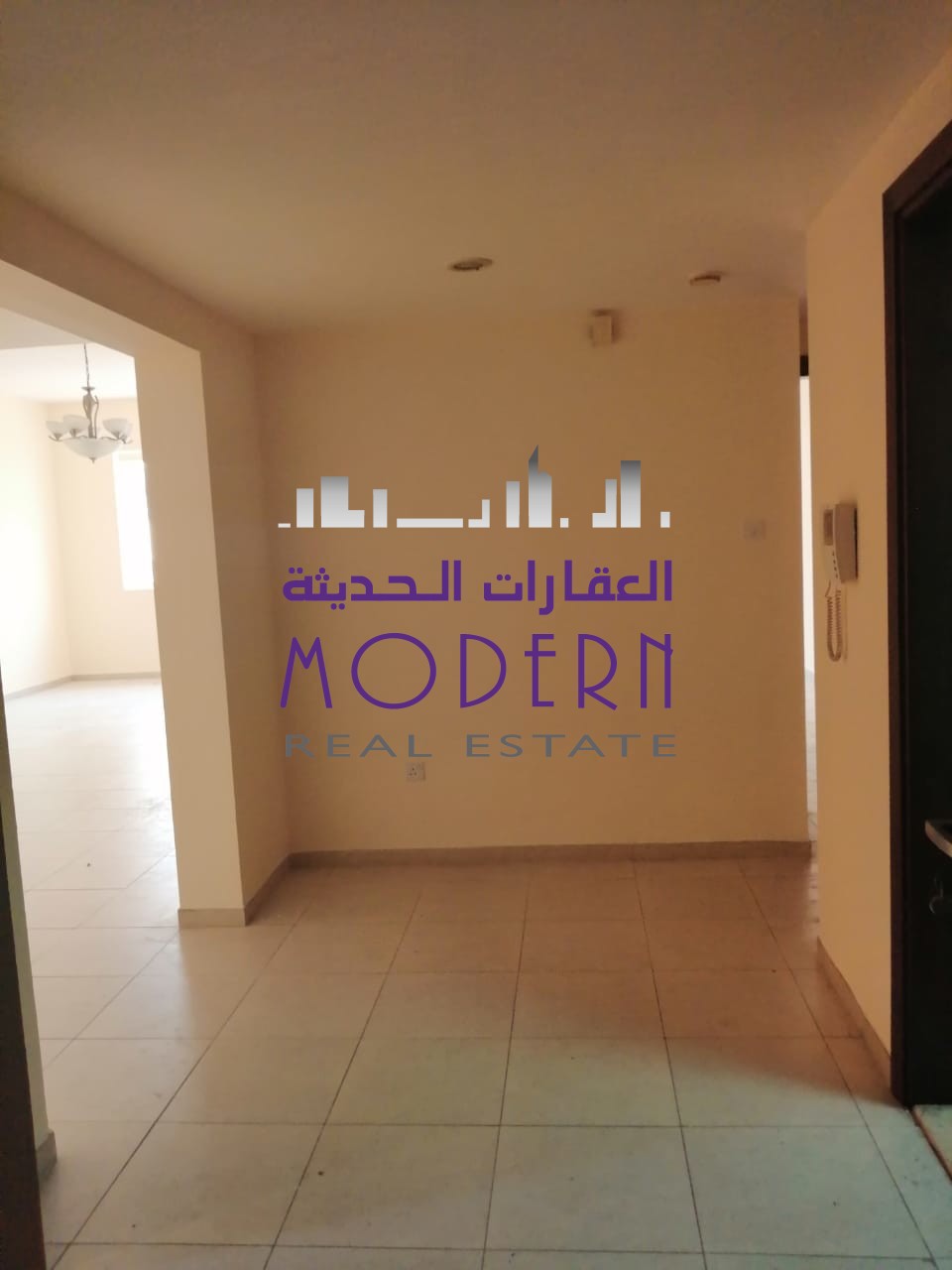2BHK Available in Karama Prime Location Modern Real Estate