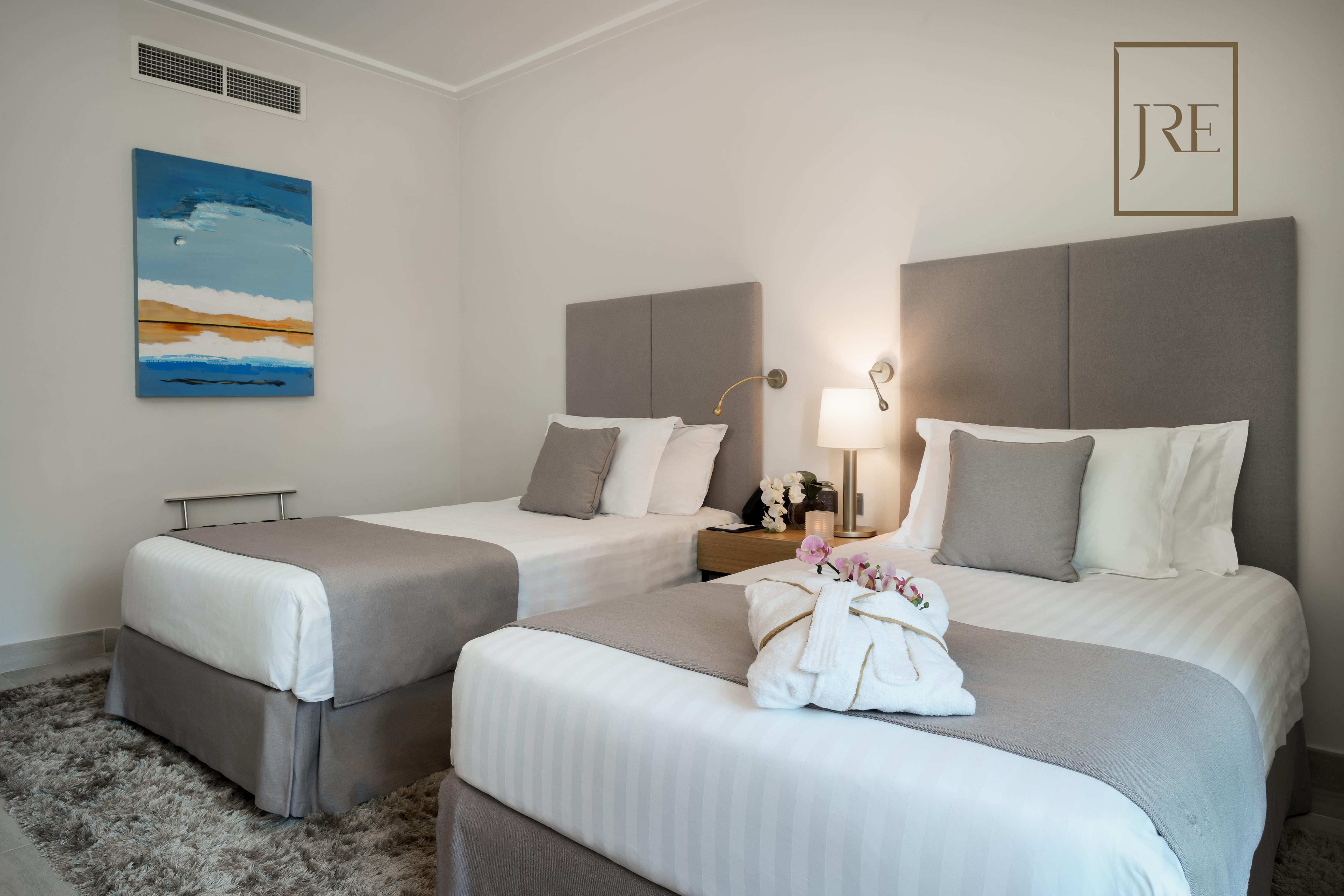 Furnished 3-bedroom Serviced Apartment in Westbay - Apartment in Central Business District