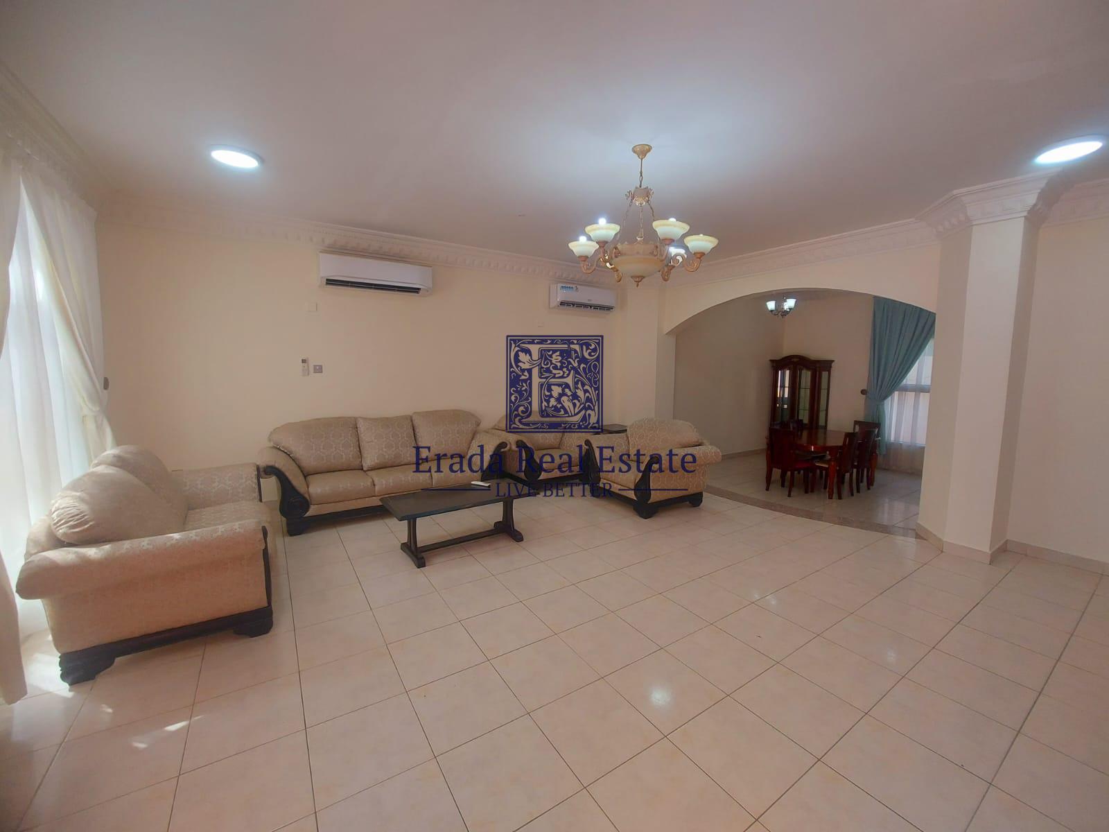 Glamorous 4BHK FFCompound Villa Near ZaitoonGrills - Villa in Umm Al Seneem Street