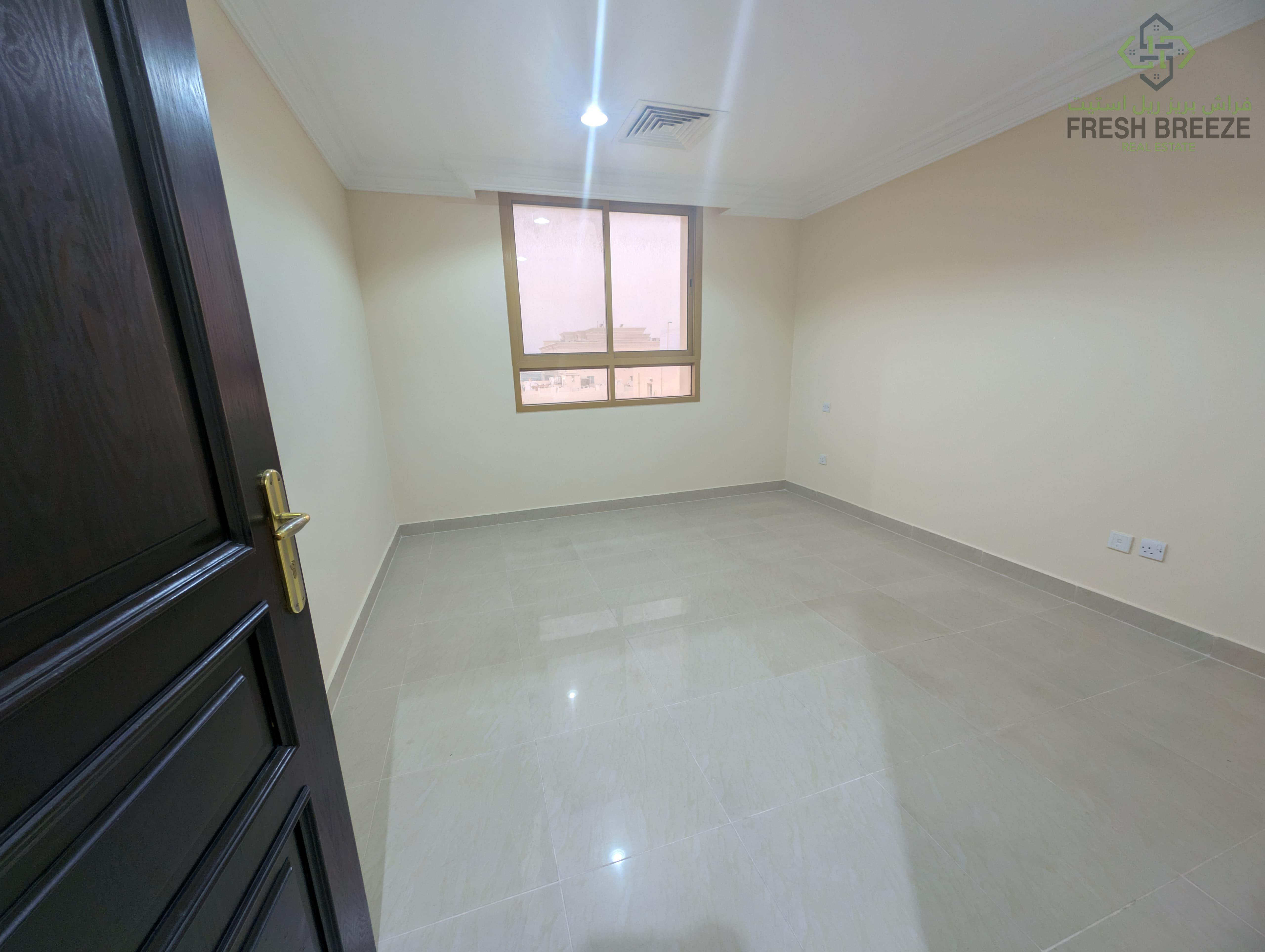 Spacious 2BHK Unfurnished*Closed To Hammad Metro* - Apartment in Al Sadd