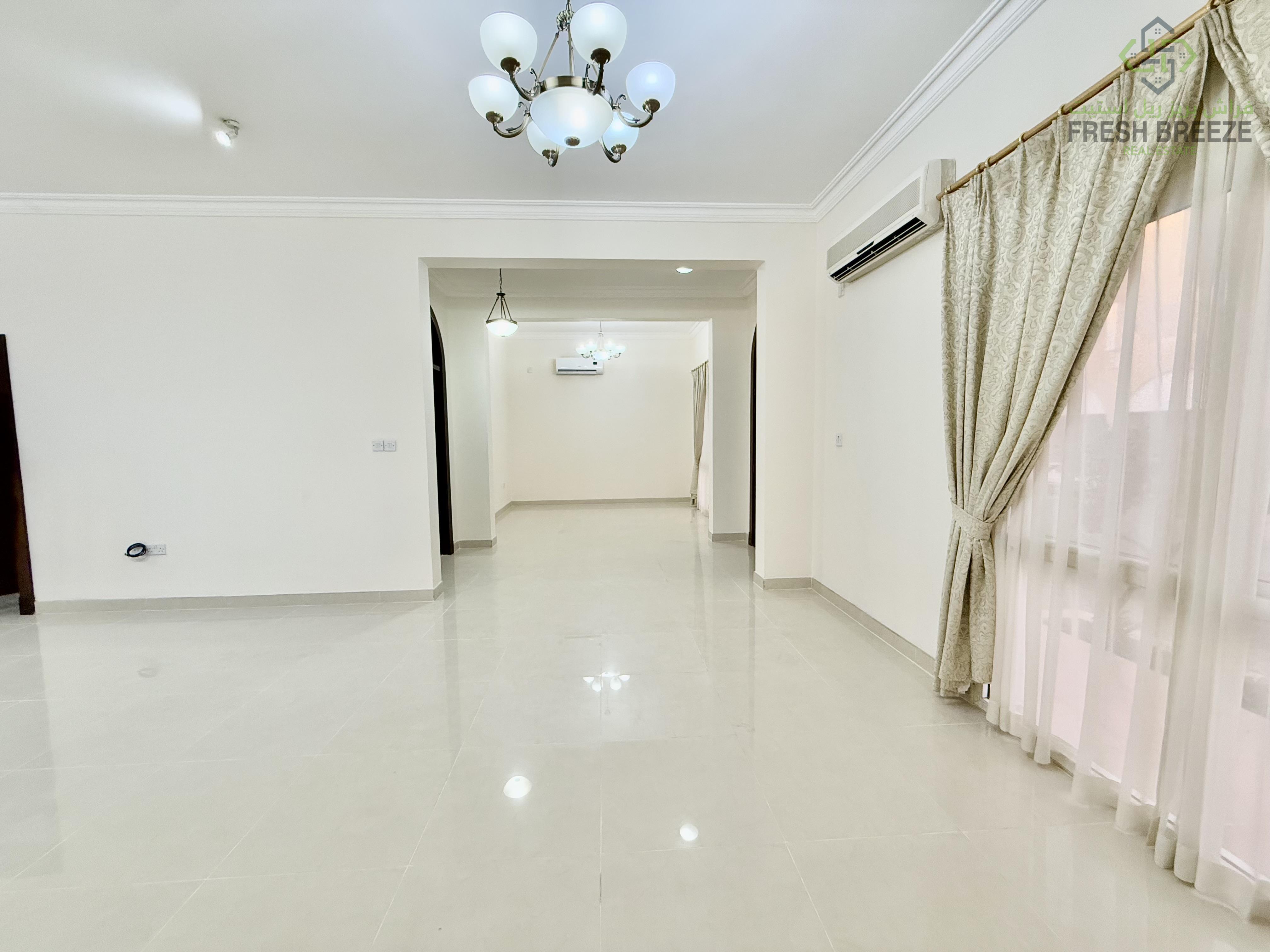 4bedroom + maid room villa in old airport - Villa in Old Airport Road