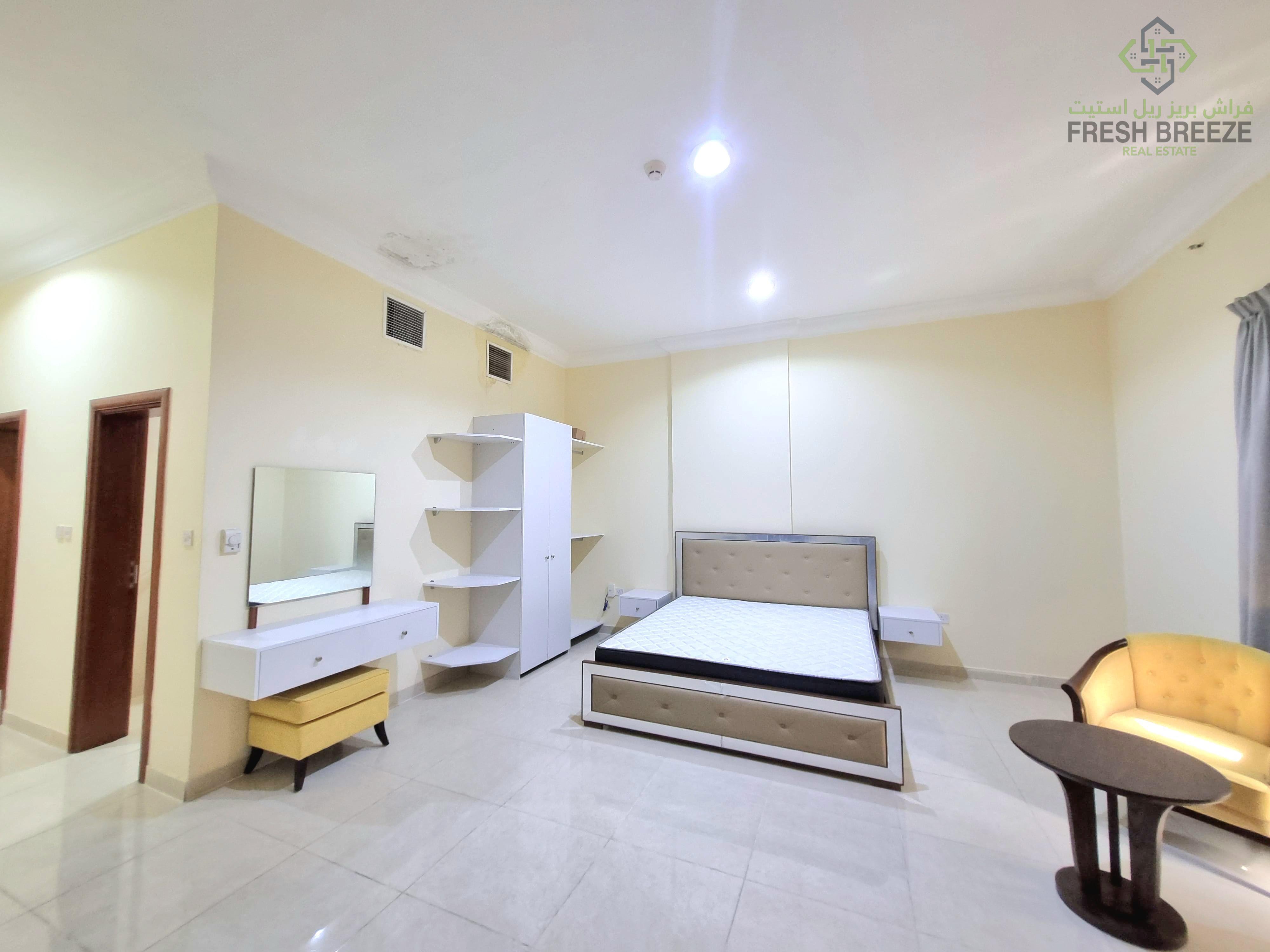 Luxurious Furnished Studio Including All Utilities - Apartment in Al Sadd Road
