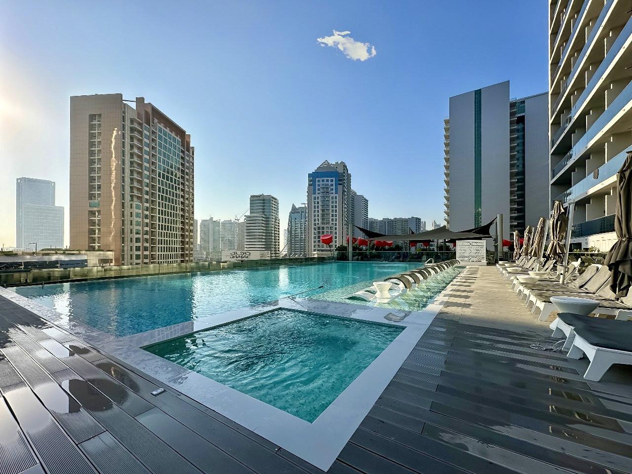 End User | Welcoming Home| Low Floor | Furnished