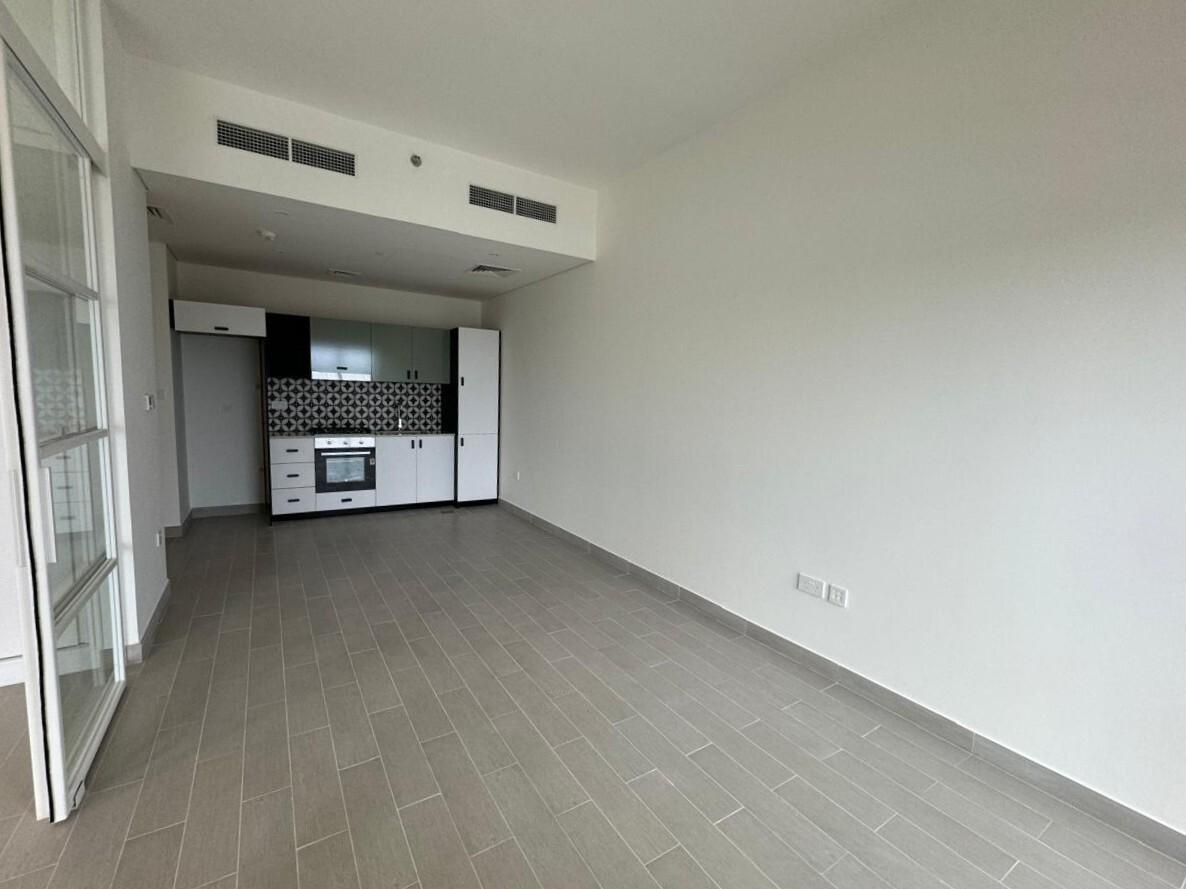 Mid Floor | Community View | Vacant