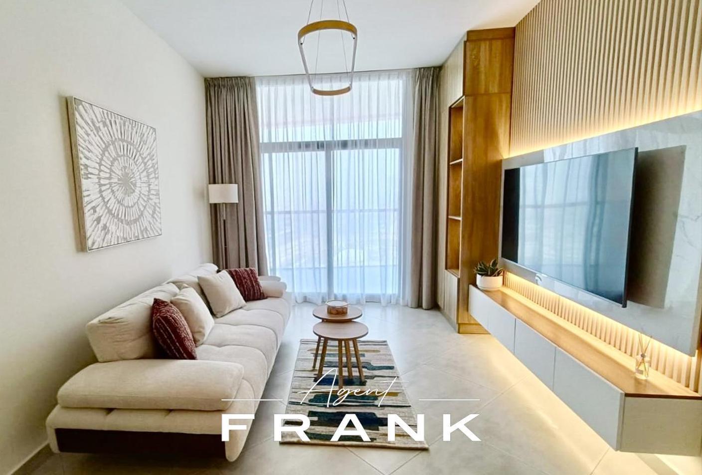 Upgraded | High Floor | Fully Furnished | 4 Cheqs