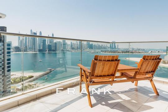 Exclusive | Top Floor | Captivating Views