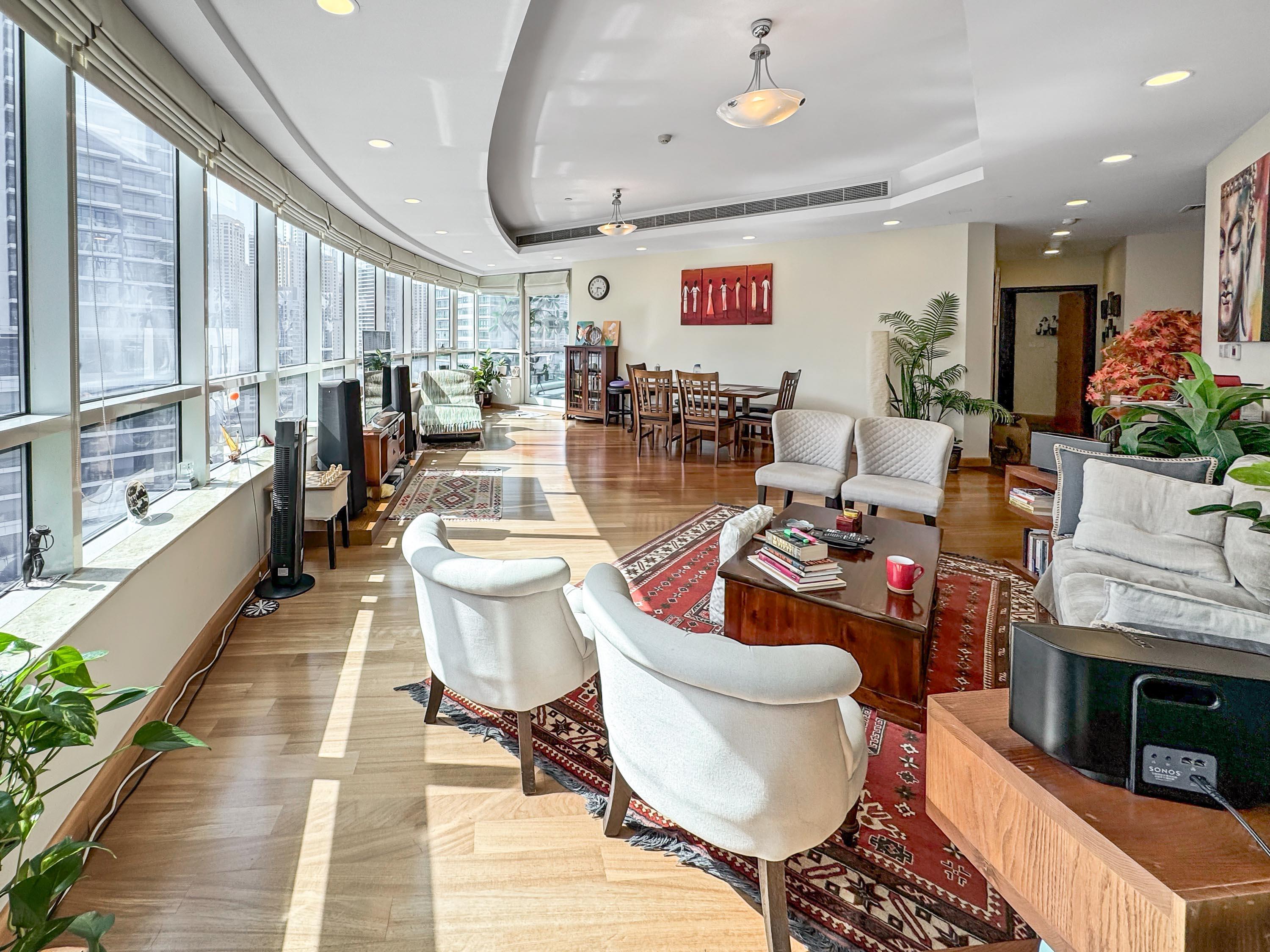 Natural Light | Spacious | Mid Floor | Unfurnished