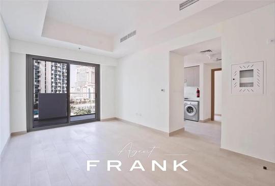 Bright | City View | Mid Floor | Semi Furnished