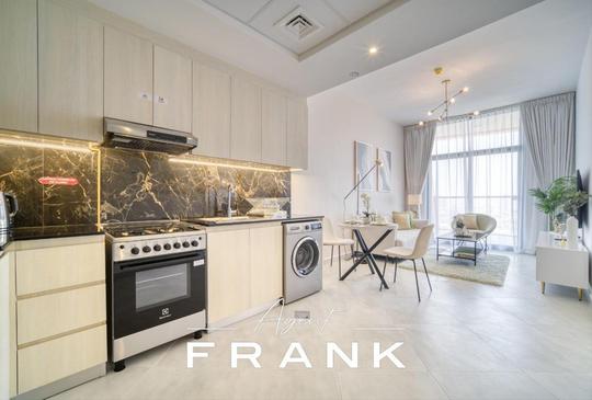 Vacant | High Floor | Furnished | Skyline View