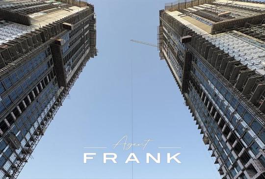 Sky High Elegance | Canal and Island Views | 3BR