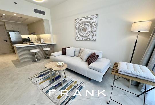 Upgraded | High Floor | Fully Furnished | 4 Cheqs