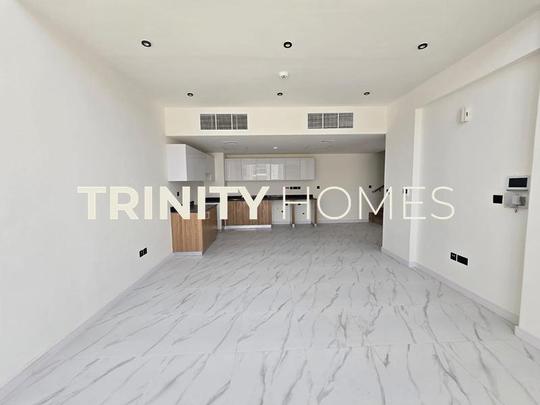 Modern Loft-Style Townhouse | Ready to Move In