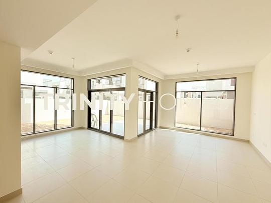 Beach Living | Private Rooftop | Ready to Move in
