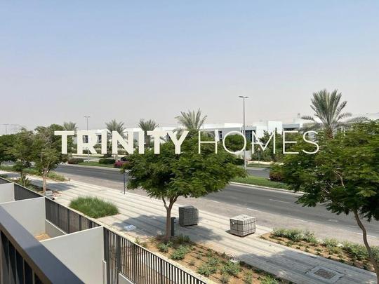 Ready to Move | Close to Pool | End Corner