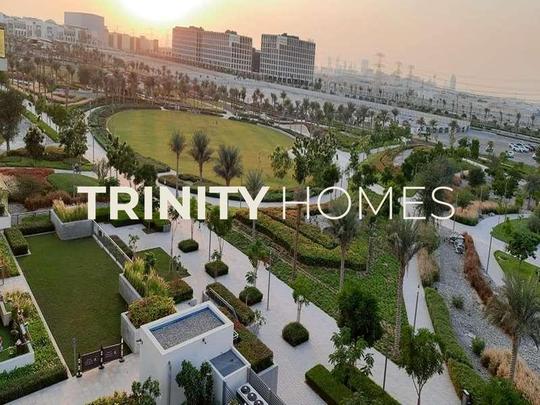 Park & Pool View | Corner unit | Vacant