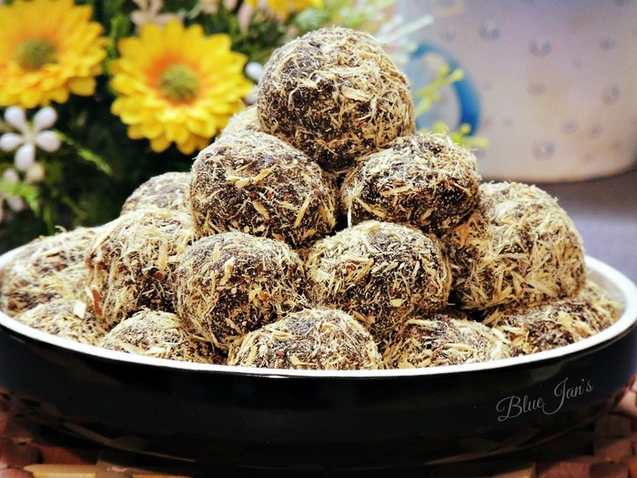 ‘Phát thèm’ với ô mai Hà Nội