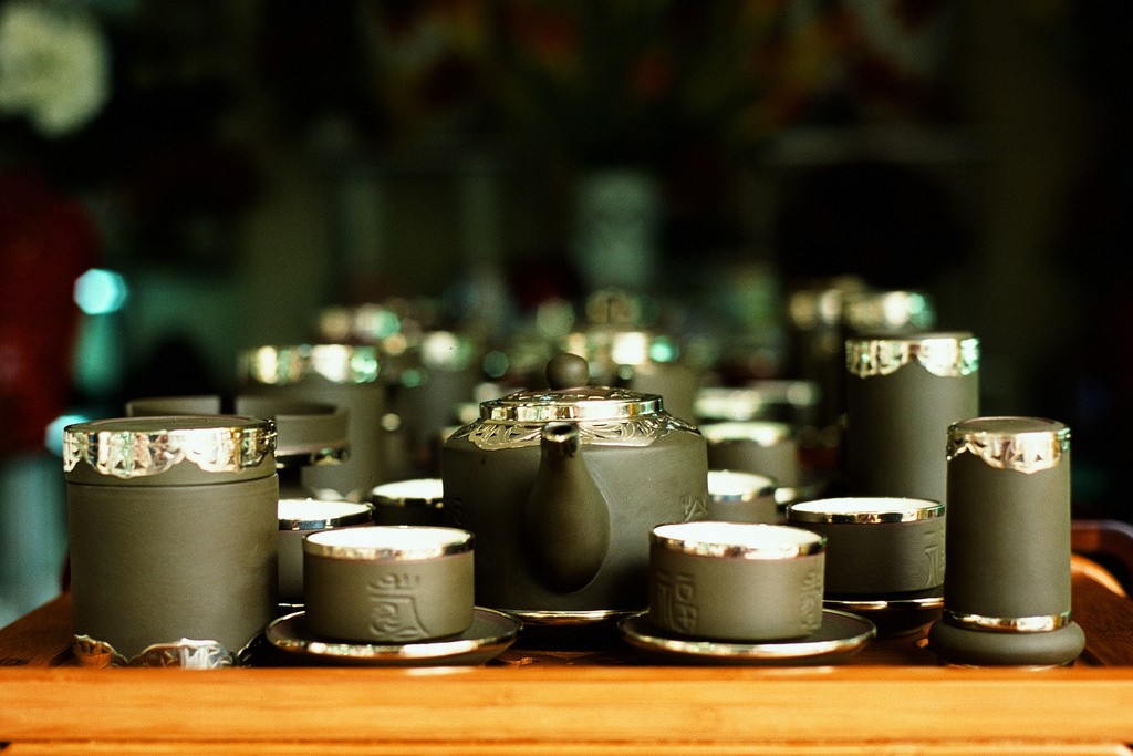 Gốm Bát Tràng đầy tinh tế