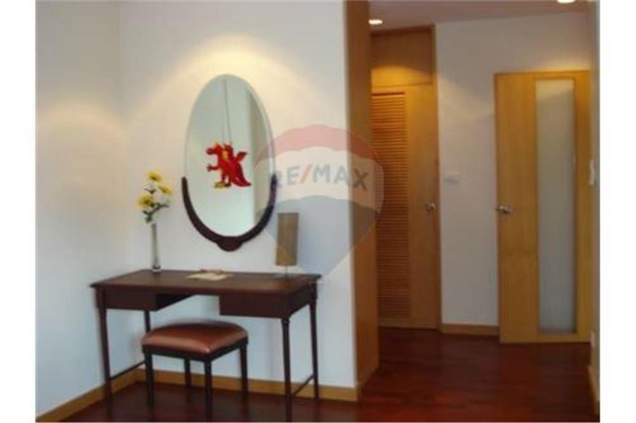 ให้เช่า คอนโด ในโครงการEsmeralda Apartment Sathorn แขวงทุ่งมหาเมฆ, ภาพที่ 4