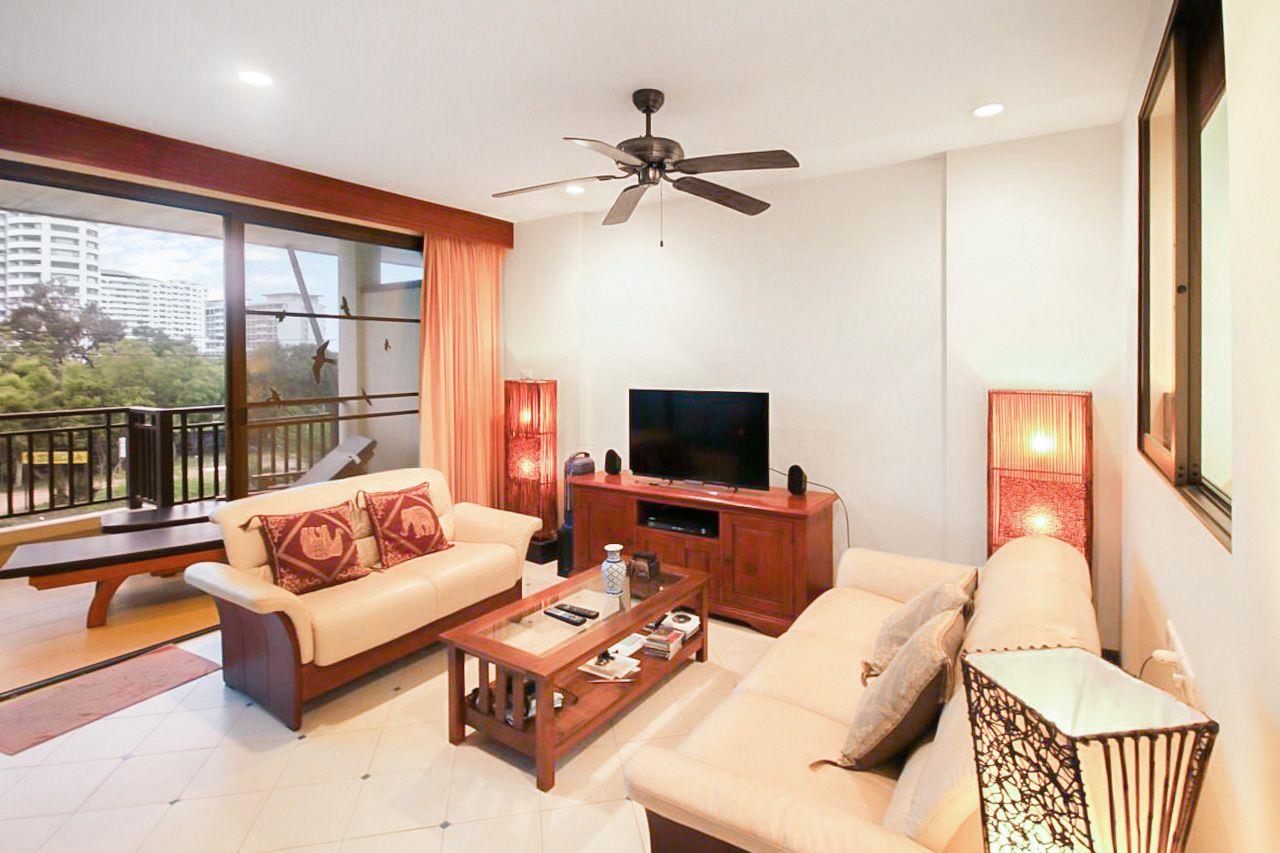 ขายคอนโด ในโครงการ Sunrise Beach Resort & Residence นาจอมเทียน สัตหีบ, ภาพที่ 4