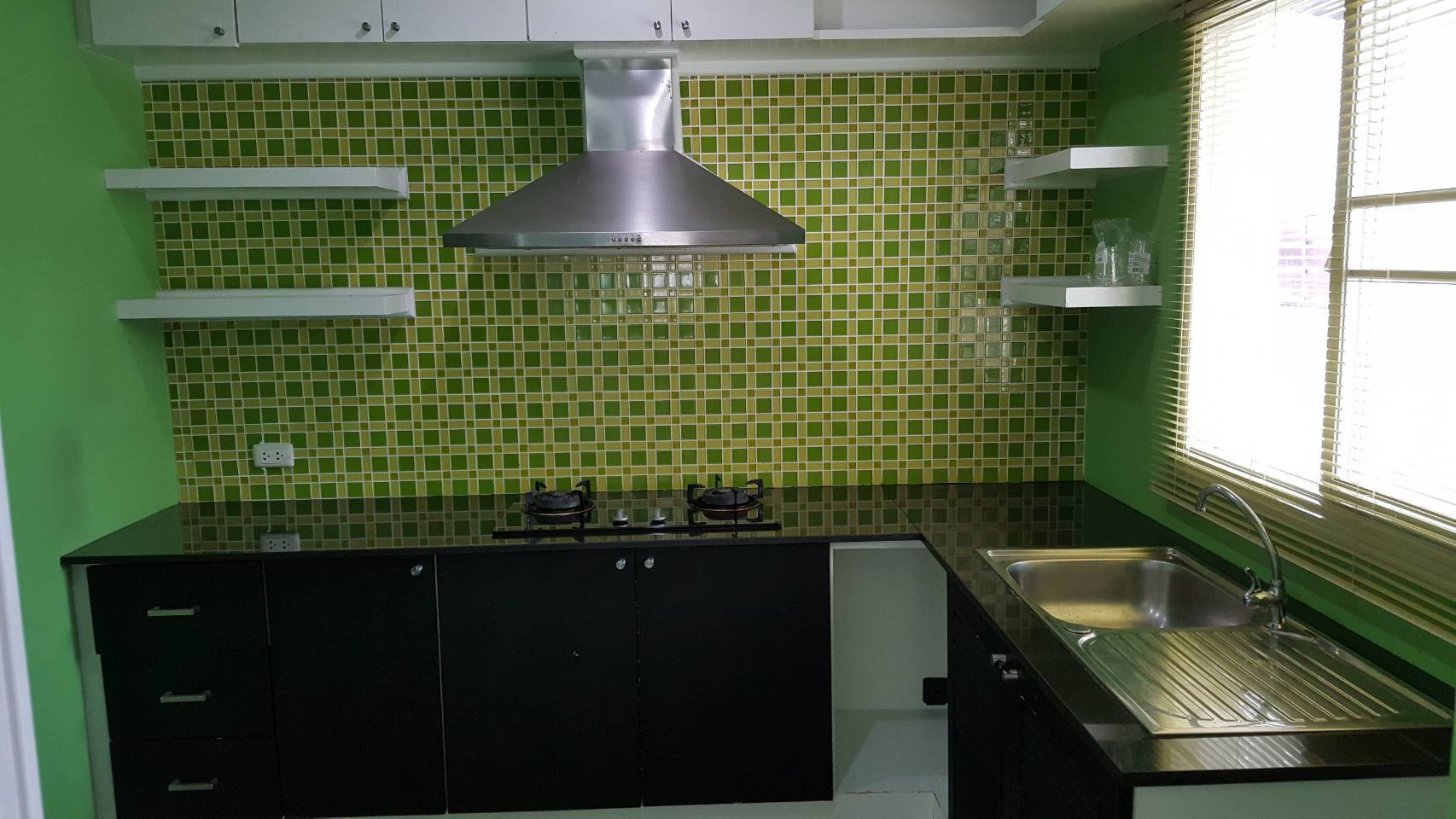 ขายหรือให้เช่าบ้าน ในโครงการ ดิเออบาน่า 1 2 ชั้น หลังใหญ่ใกล้เมือง · · , ภาพที่ 4