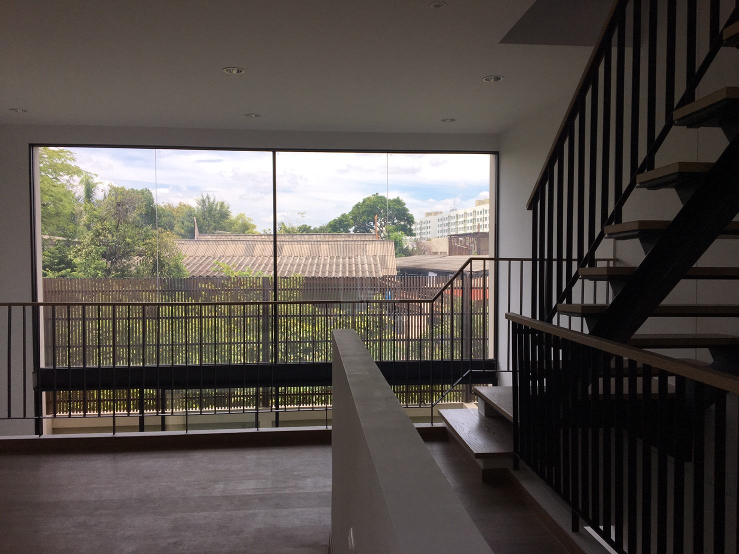 ให้เช่าทาวน์โฮม ในโครงการ Aires Rama 9 สวนหลวง สวนหลวง กรุงเทพมหานคร, ภาพที่ 4
