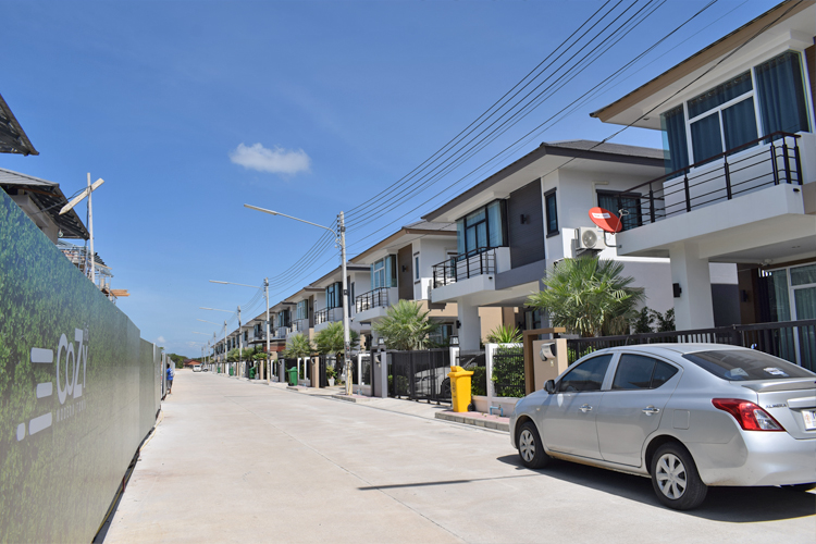 โมเดิร์นทาวน์ โคซี่ - บรรยากาศ - 3
