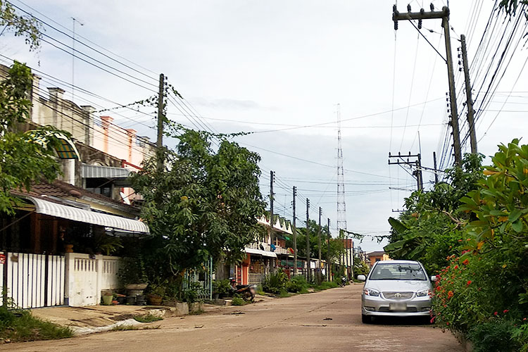 บ้านเลื่อมโพธิ์ - บรรยากาศ - 3