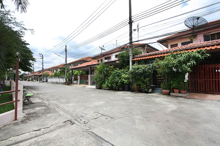 บ้านอุดมทรัพย์ บางกร่าง - บรรยากาศ - 3