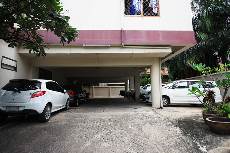 บุษรินทร์คอนโด - บรรยากาศ - 3