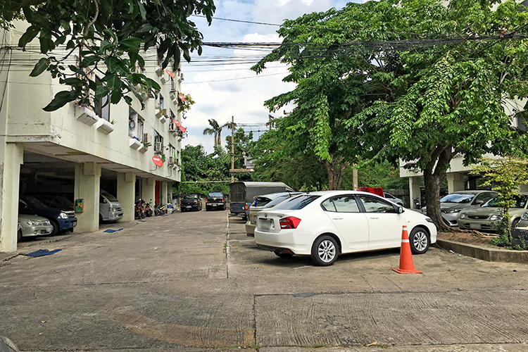 ศรีบุรินทร์คอนโด - บรรยากาศ - 3