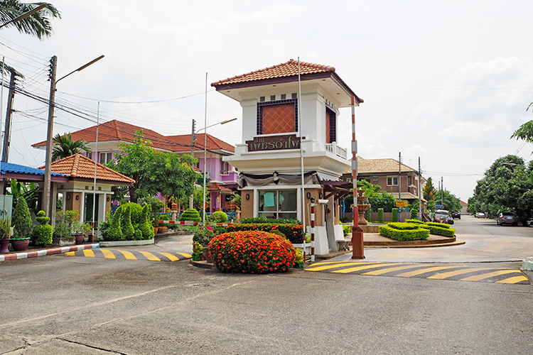 เพชรอำไพ รังสิต คลอง 3 - บรรยากาศ - 3