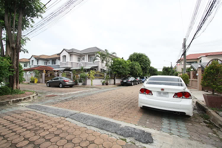บ้านรติรมย์ - บรรยากาศ - 3