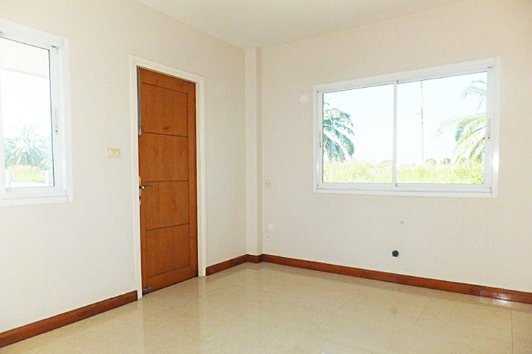 บ้านเดี่ยวสองชั้น ในโครงการ บ้านภูมิบุรี, ภาพที่ 4