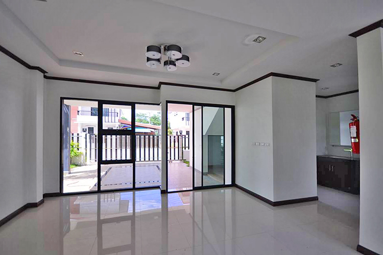 บ้านเดี่ยวสองชั้น ในโครงการ บ้านสุธาทิพย์ แยกคลองแห, ภาพที่ 4