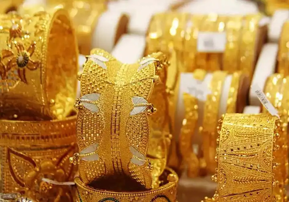 gold45.jpg Income Tax: जानिए घर में कितना सोना रखने की इजाजत और कितने पर होगी करवाई, ये कहता है नियम