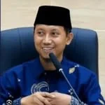 Ustadz Ammi Nur Baits, S.T., B.A.