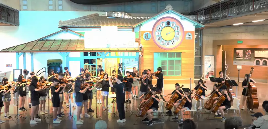 《Can you feel the love tonight》影片截圖