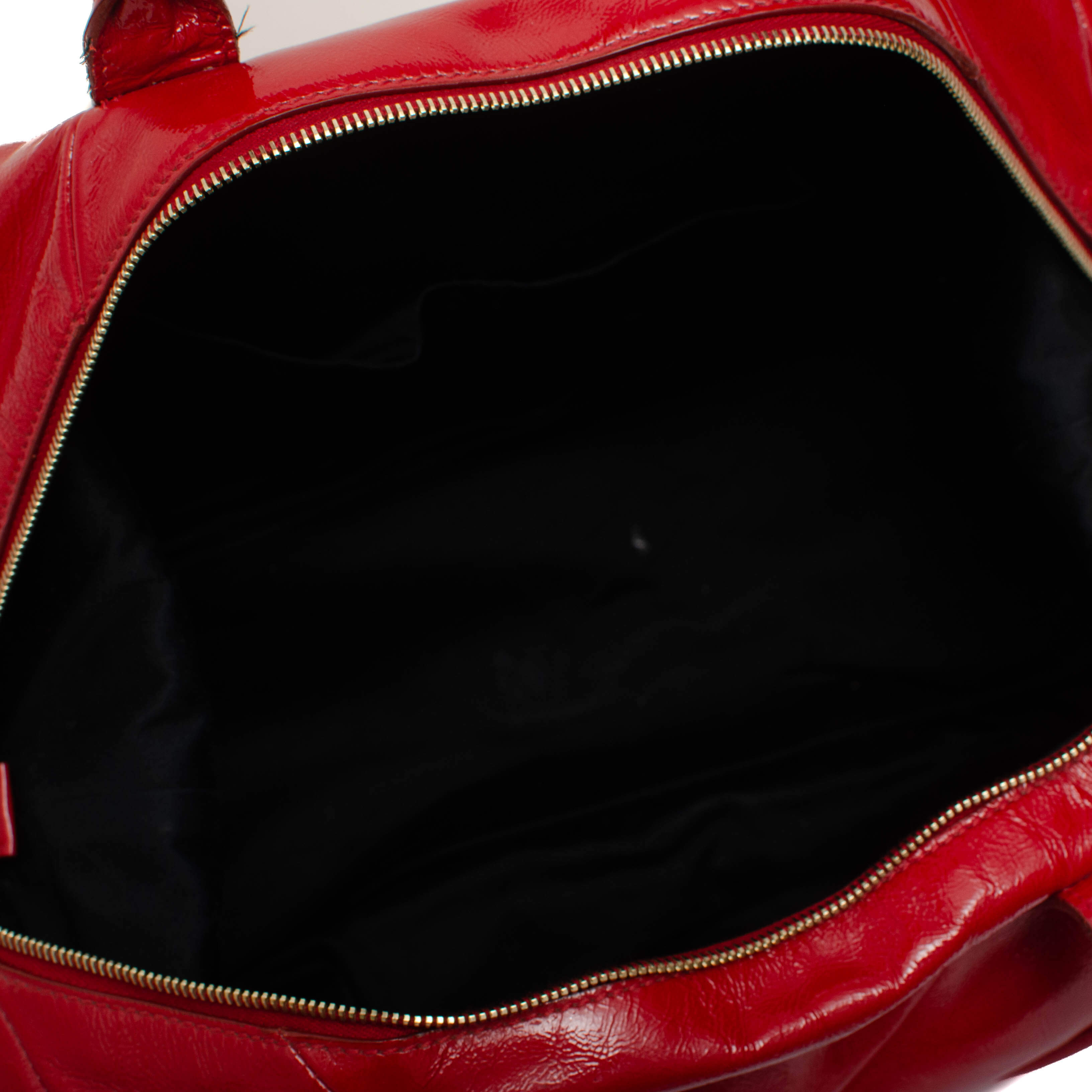 Easy Y Zip Patent Leather Red Tote Bag